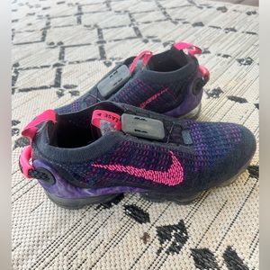 Nike Vapor Max size 7